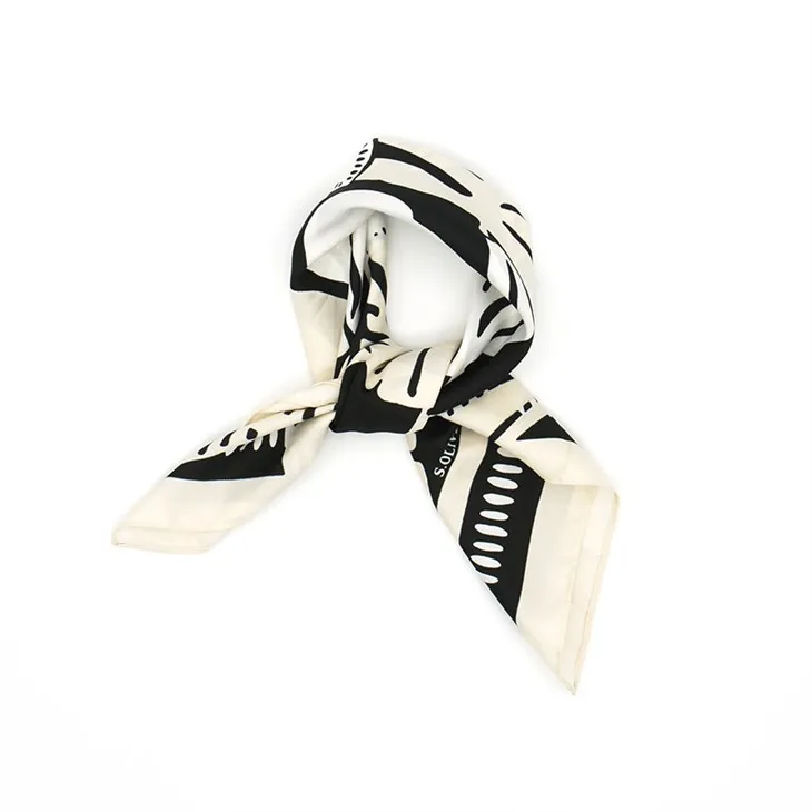 Квітковий принт Twill Bandana S042