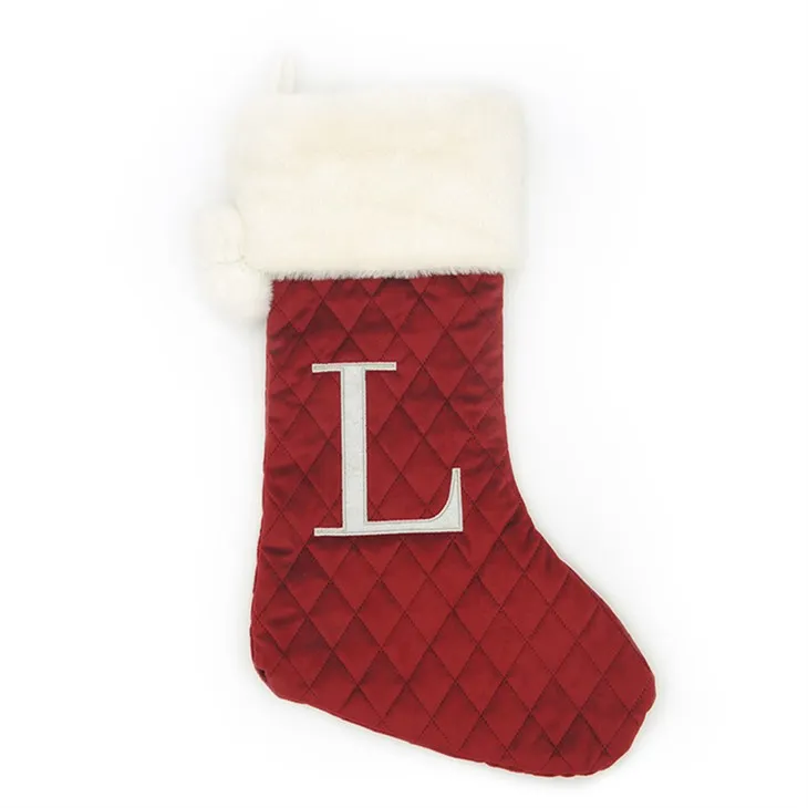 Класичні новорічні панчохи