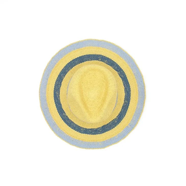 Шикарні капелюхи-ковші